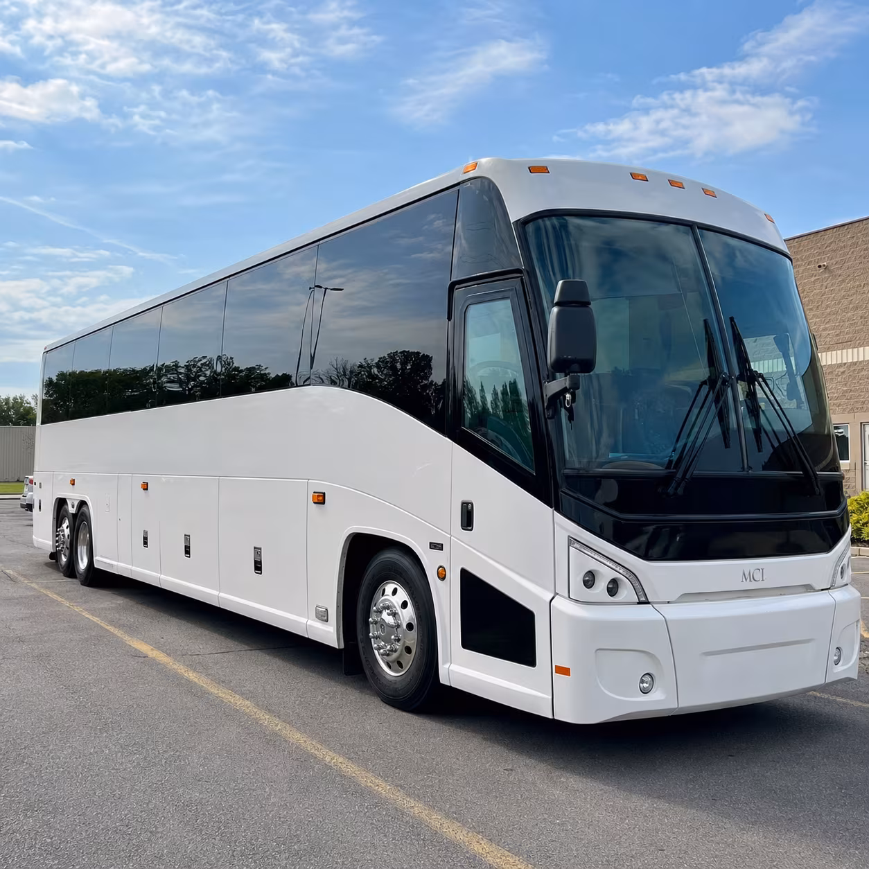 charter buses for lincoln youth group retreats and summer camp runs