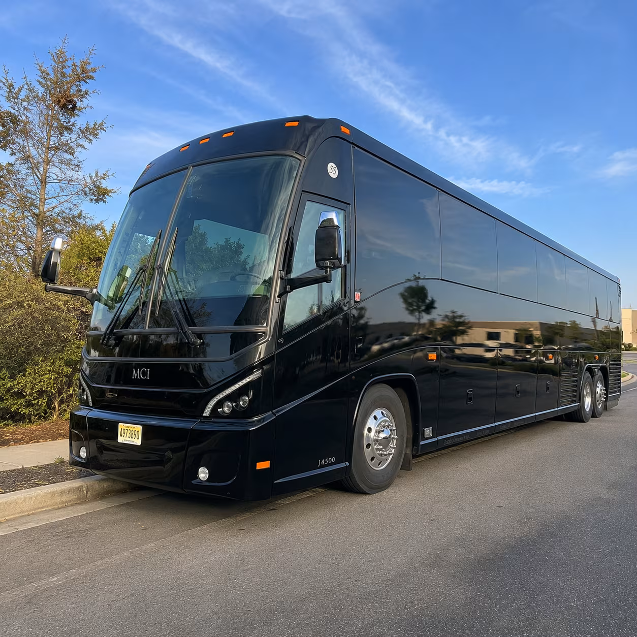 charter buses to omaha eppley airfield oma from lincoln