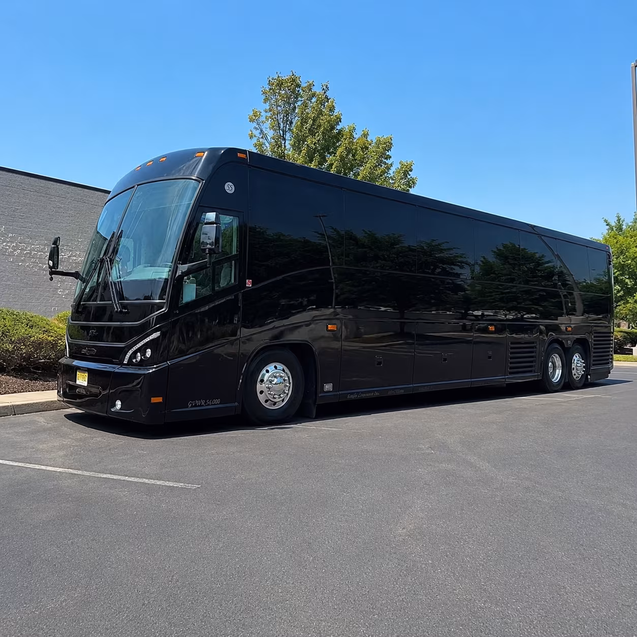 daily commuter shuttles that keep lincoln employees off o street