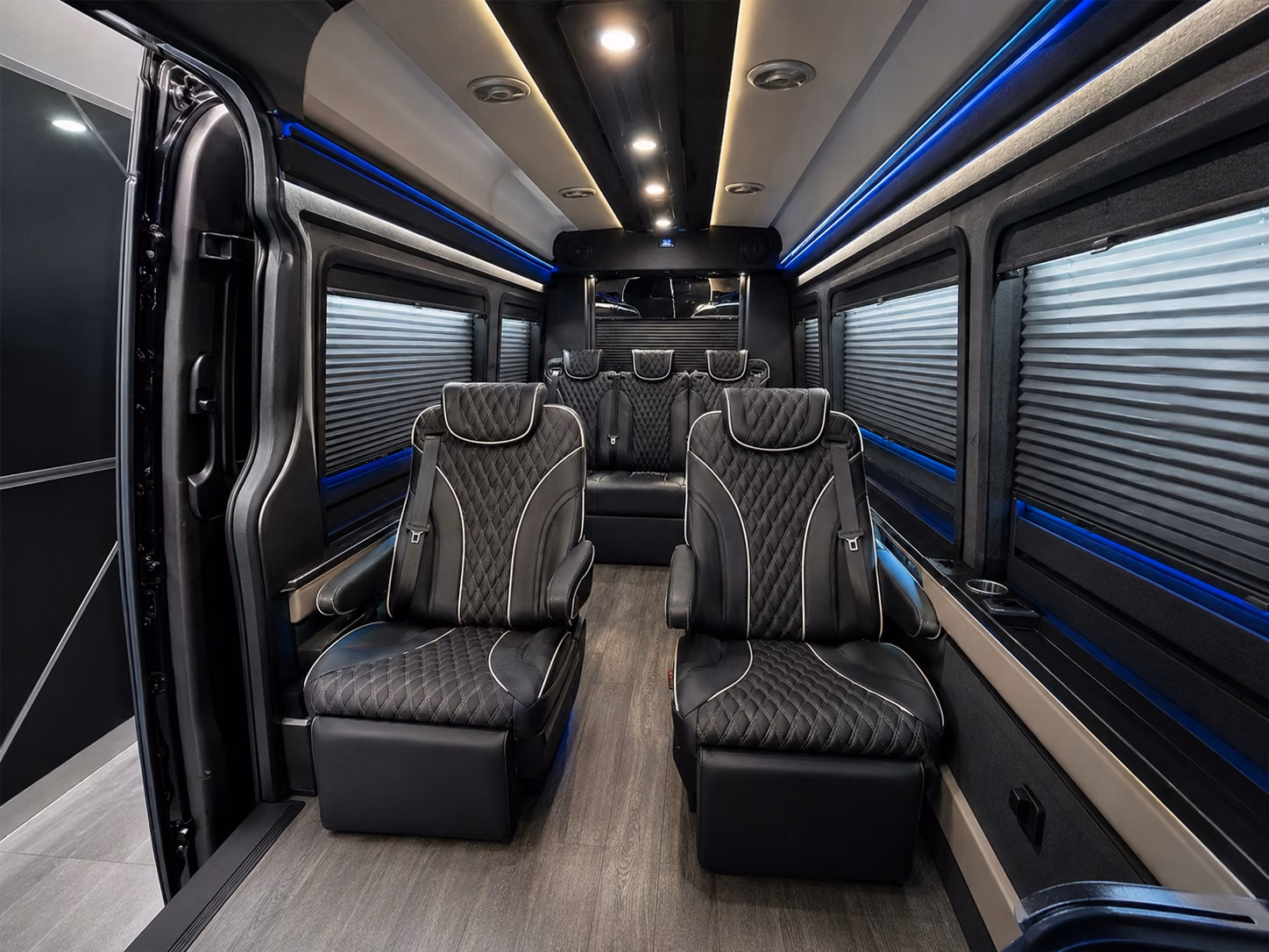 game day and event airport transfers in lincoln